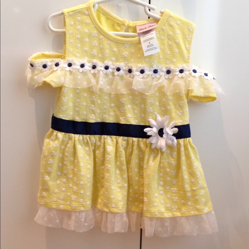 Girls dress